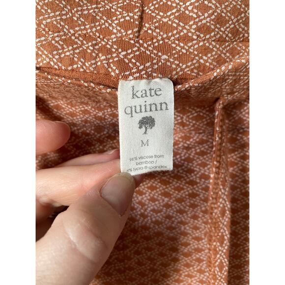 Women's Casual Jogger Bamboo Capris- Size Medium - Picture 3 of 3